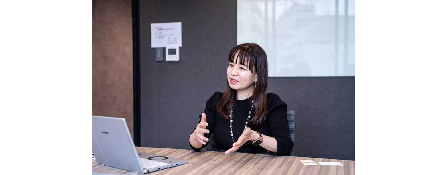 加藤史子氏